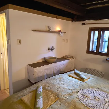 Apartman Chaloupka U Mostu Sv Jana V Centru Vodnan